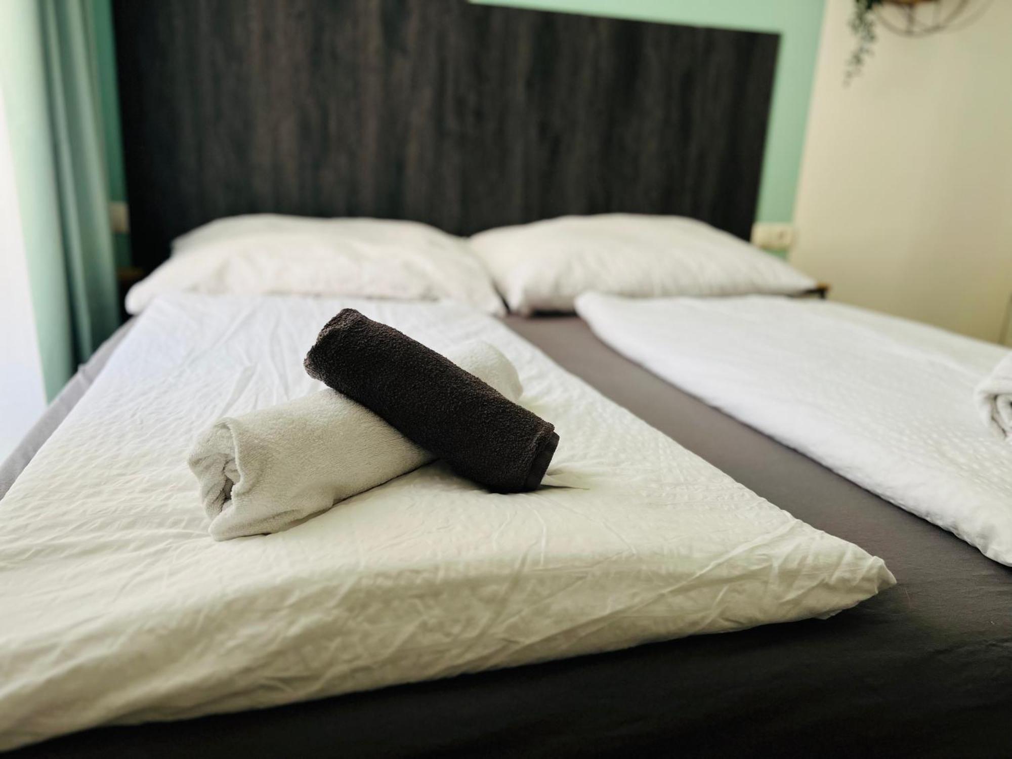 Modernes Kleines Mini Appartment Wina Bagian luar foto