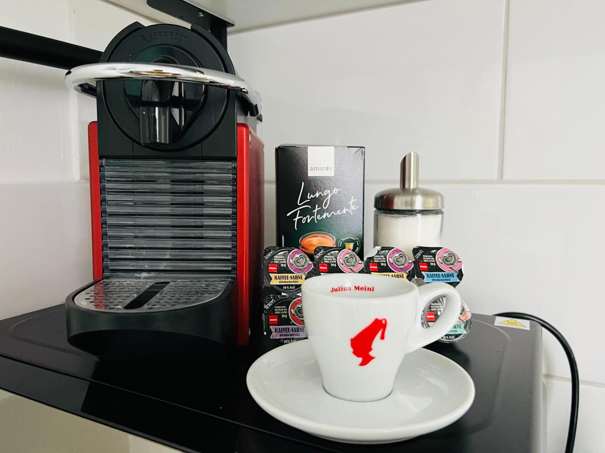 Modernes Kleines Mini Appartment Wina Bagian luar foto